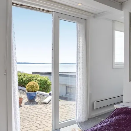Two-bedroom Holiday In Vakantiehuis