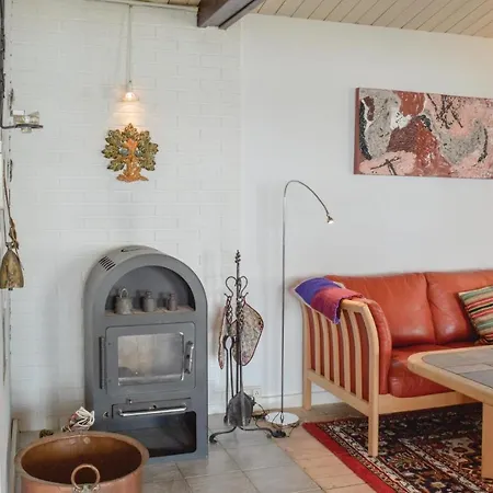 Two-bedroom Holiday In Vakantiehuis Ølsted